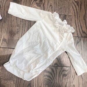 Chloé body baby designer luxury sale 3 months !